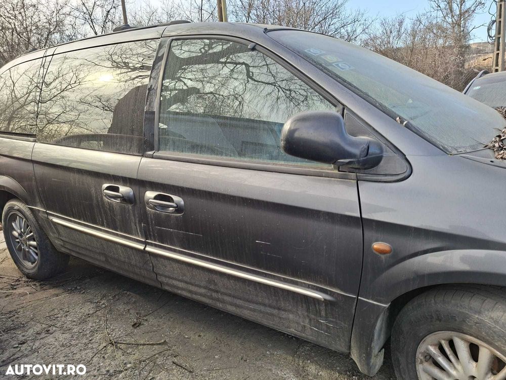 Usa dezechipata stanga/dreapta, fata/spate Chrysler Grand Voyager 2006 - 2