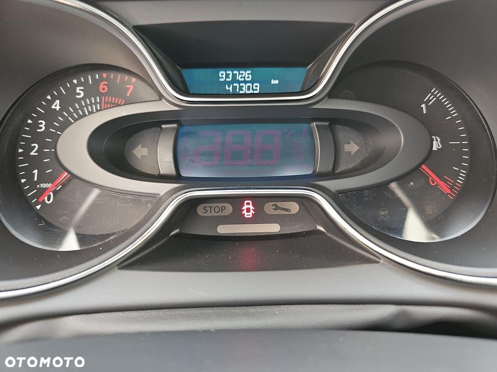 Renault Captur - 23