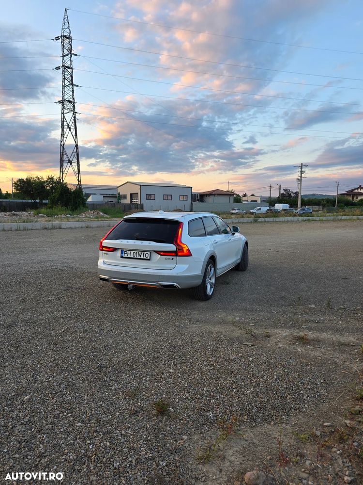 Volvo V90 D5 AWD Geartronic Ocean Race - 2