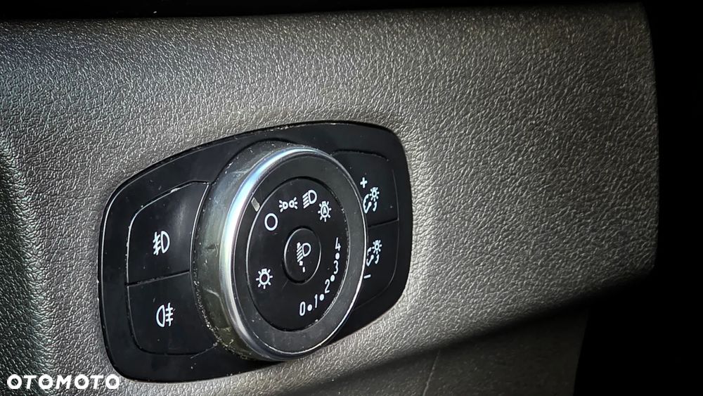 Ford Transit Custom - 23