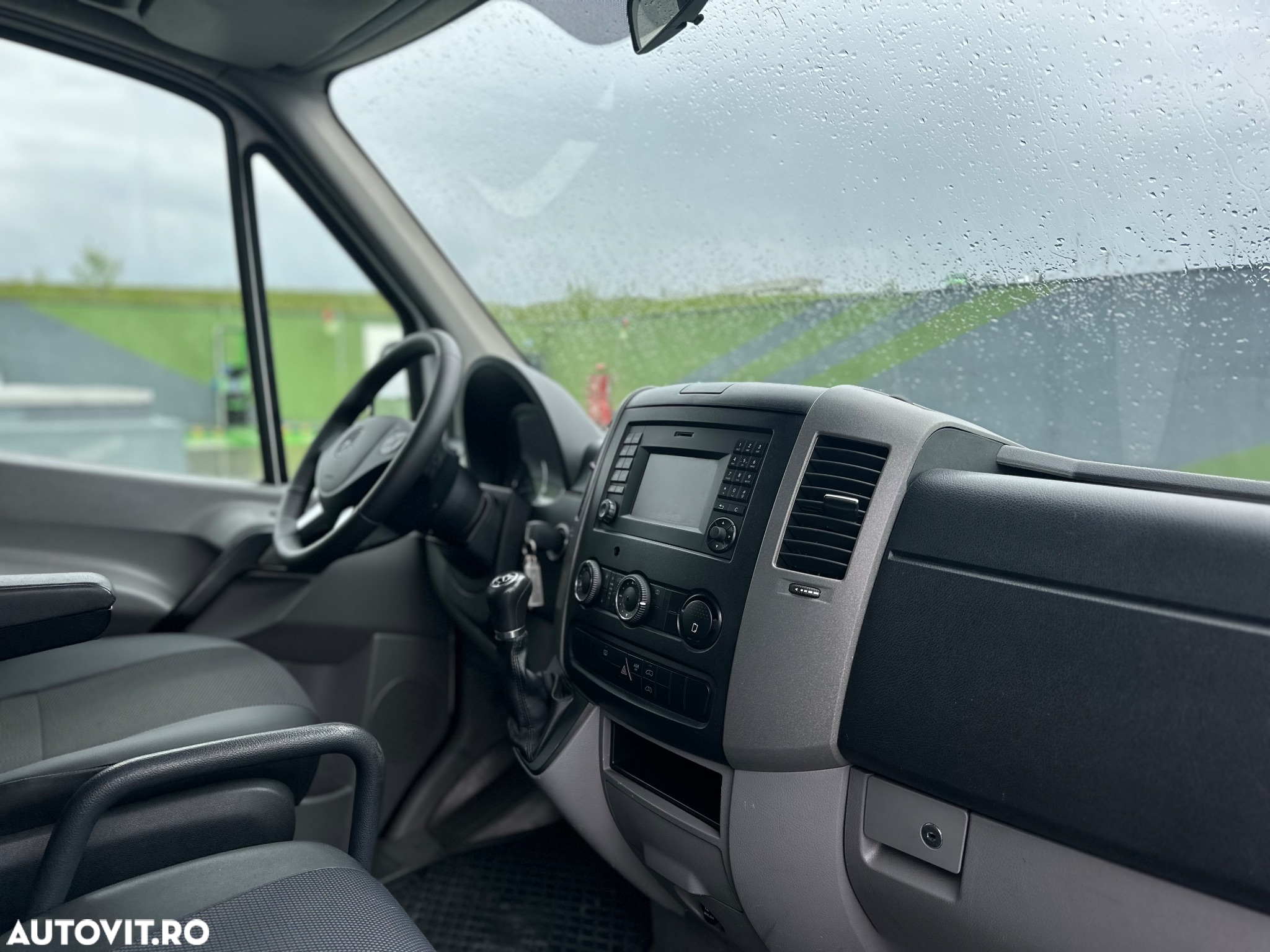 Mercedes-Benz Sprinter 319 CDI (BlueTec) 906.231 7G-TRONIC Plus - 12