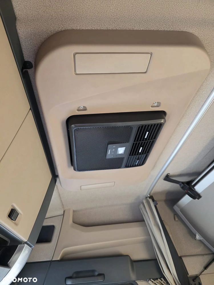 MAN TGM 15.290 / TGL / KONTENER / IZOTERMA / WINDA / KLIMA POSTOJOWA / 2019R / EURO 6 / PEŁEN SERWIS /  8200KG ŁADOWNOŚĆ  / SPROWADZONY / ZADBANY / JAK NOWY /  KSIĄŻKA SERWISOWA / E6 / 18 PALET - 20