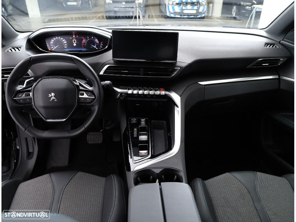 Peugeot 5008 1.5 BlueHDi Allure Pack EAT8 - 26