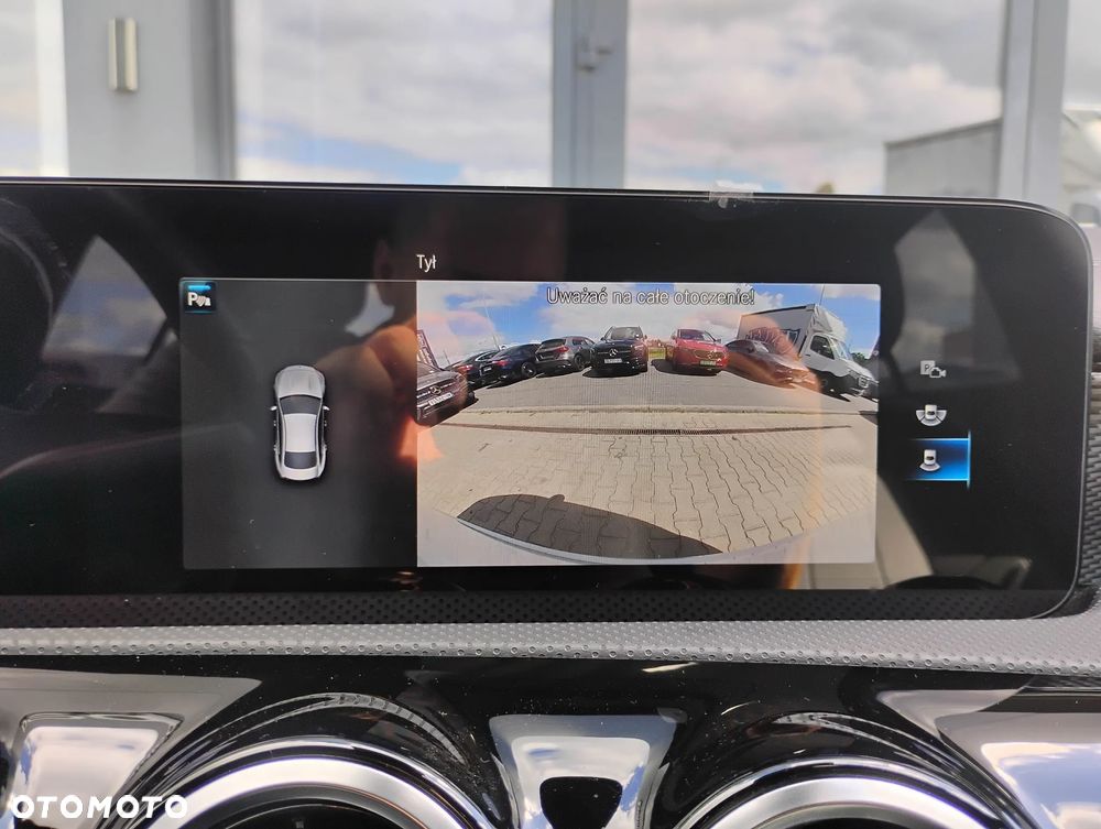 Mercedes-Benz CLA 180 Progressive 7G-DCT - 19