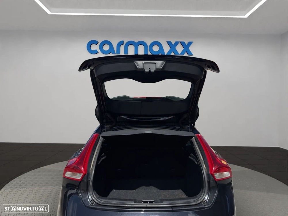 Volvo V40 1.6 D2 Momentum - 17