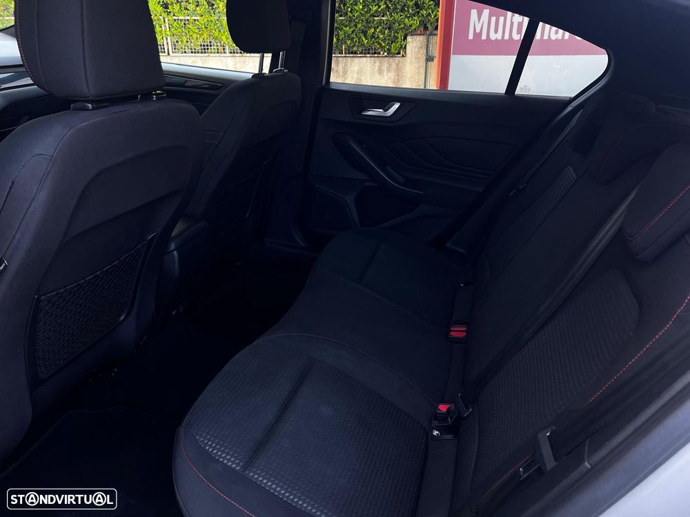 Ford Focus 1.0 EcoBoost MHEV ST-Line X Aut. - 13