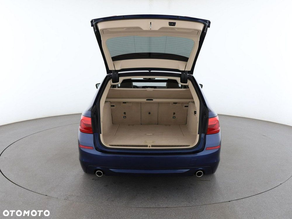 BMW Seria 5 520d xDrive - 20
