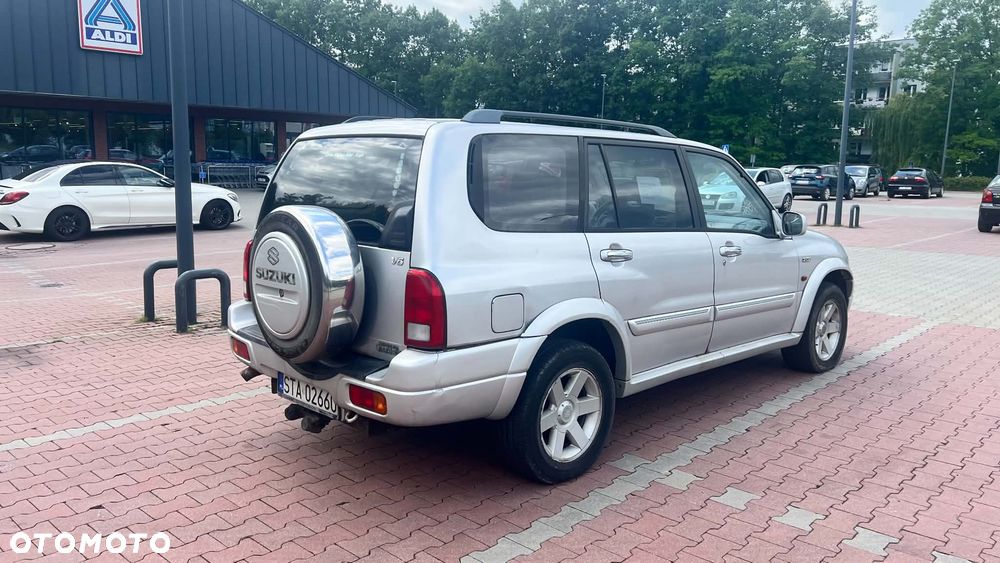 Suzuki Grand Vitara 2.7 V6 - 4