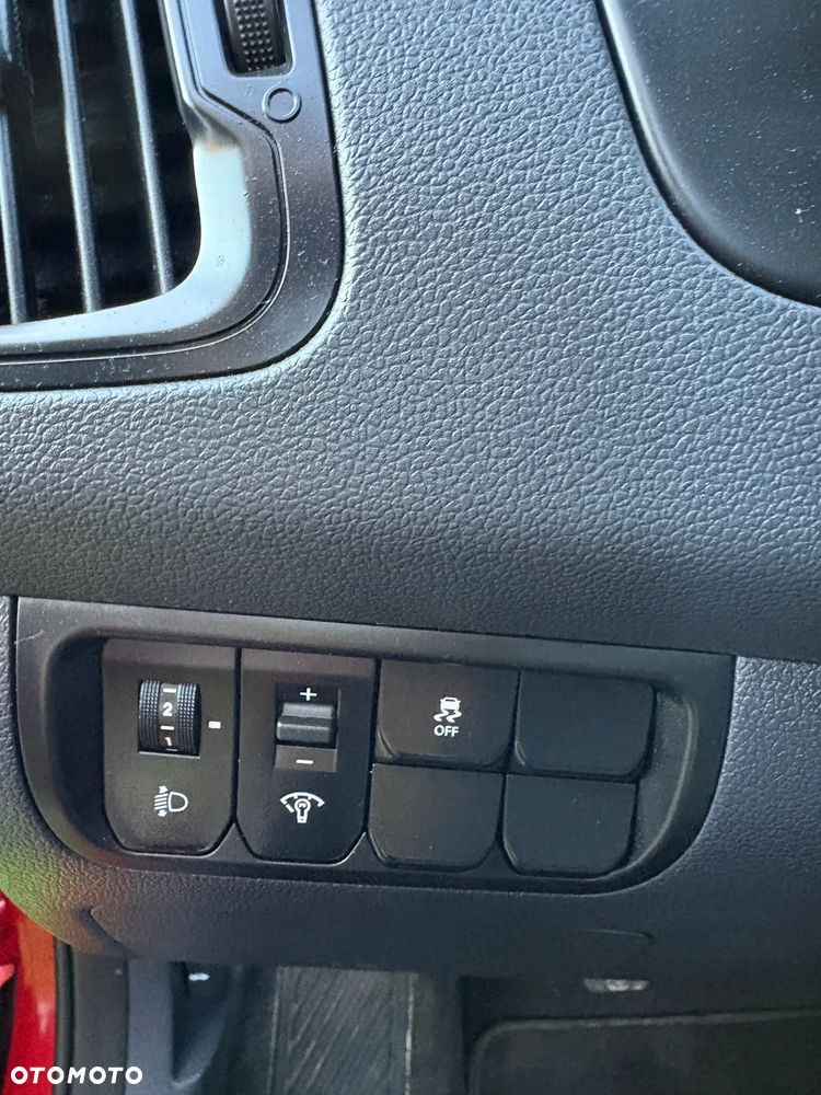 Kia Rio - 15