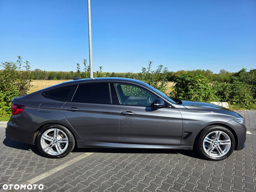 BMW 3GT 320i xDrive M Sport - 9