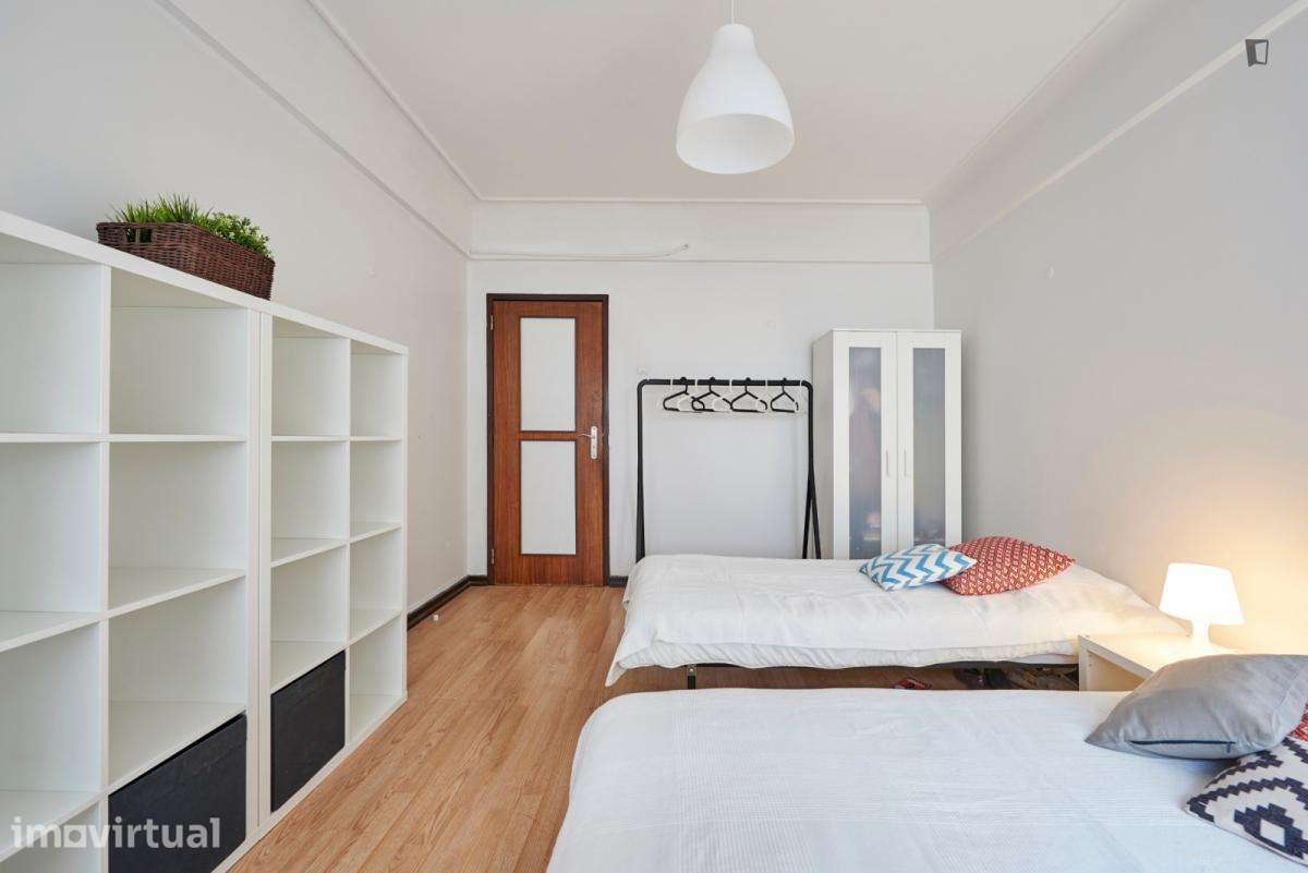 Quarto - localizado em Saldanha Lisbon - Grande imagem: 5/30