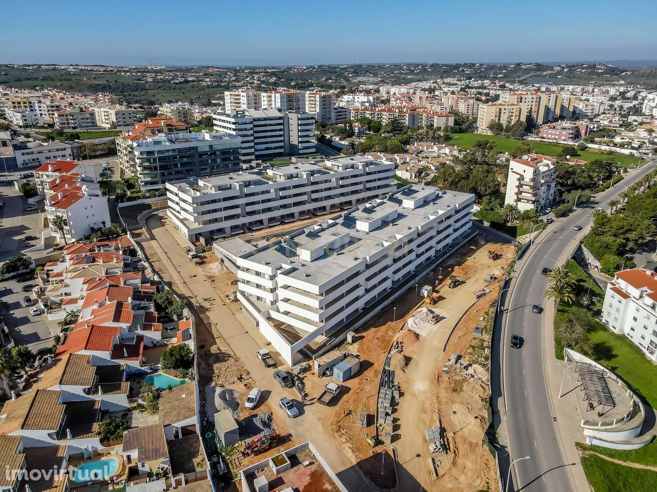 Penthouse inserida num condomínio privado na cidade de Lagos - Grande imagem: 3/30