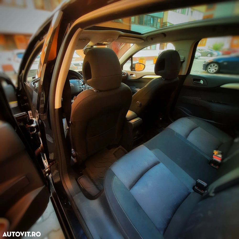 Citroën C4 1.6 e-HDi FAP Exclusive - 6