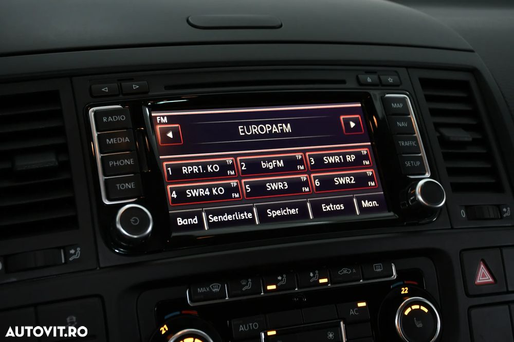 Volkswagen Multivan - 21