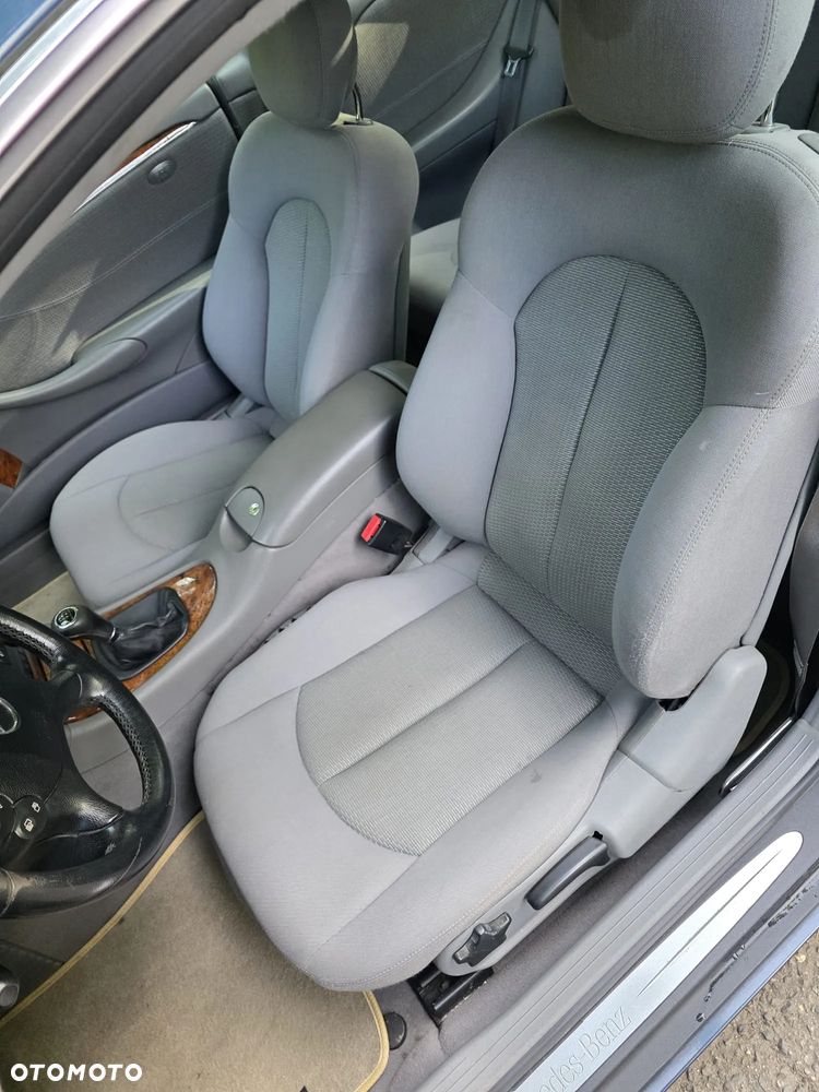 Mercedes-Benz CLK Coupe 200 Kompressor Elegance - 23