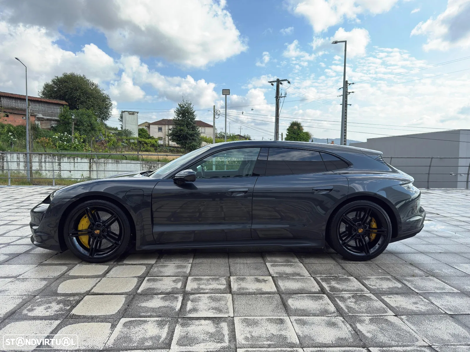 Porsche Taycan Sport Turismo Turbo S - 2