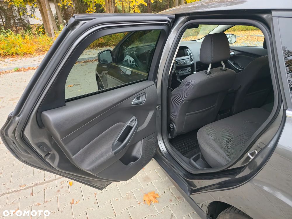 Ford Focus - 11
