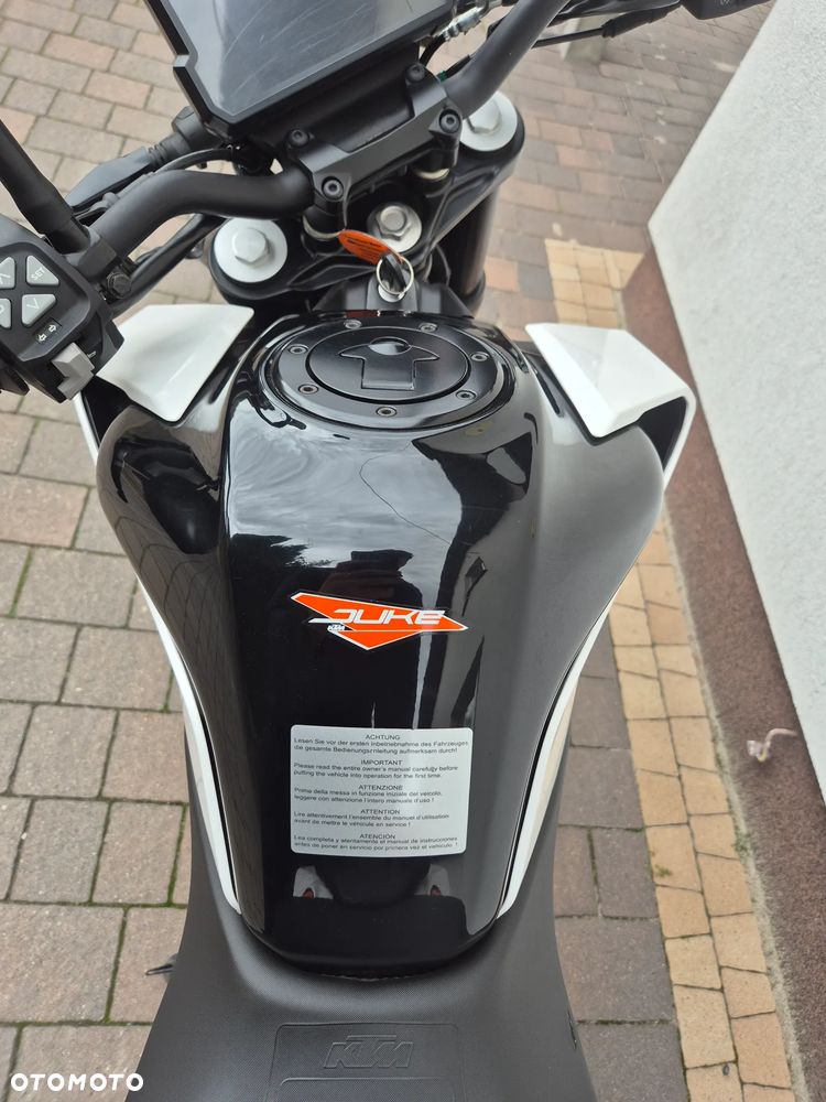 KTM Duke 125 - 9