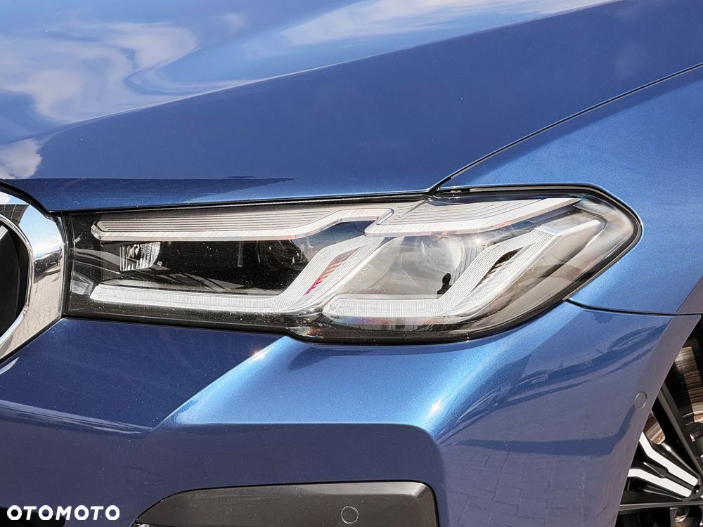 BMW Seria 5 530d xDrive M Sport Edition - 8