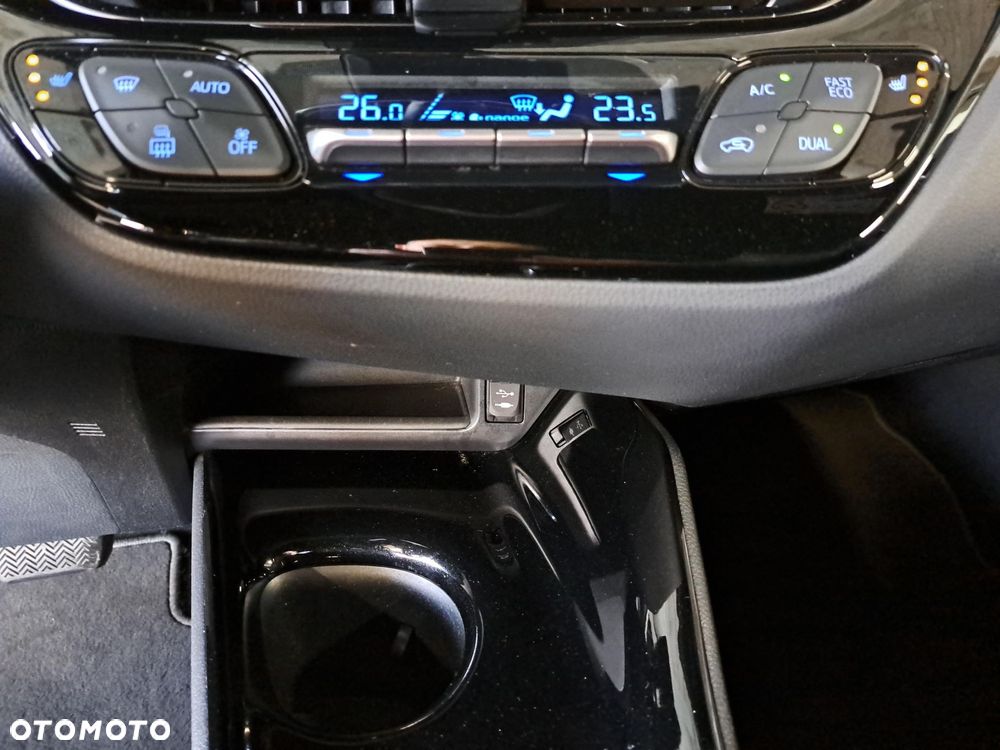 Toyota C-HR 1.8 Hybrid Prestige - 26