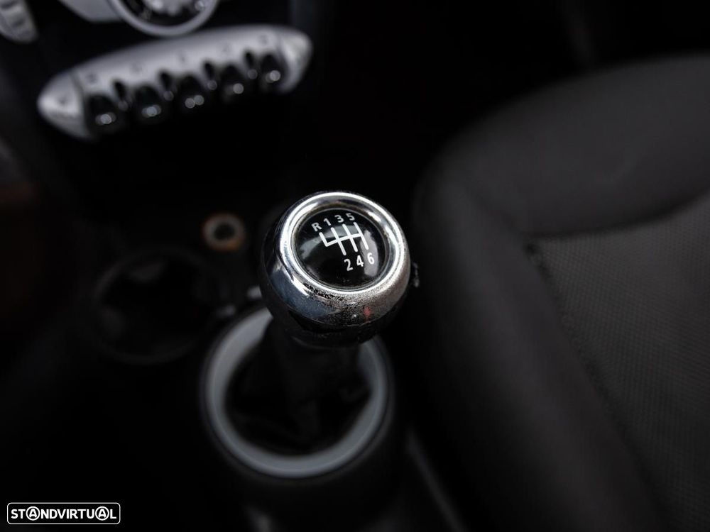 MINI 3 Portas - 14