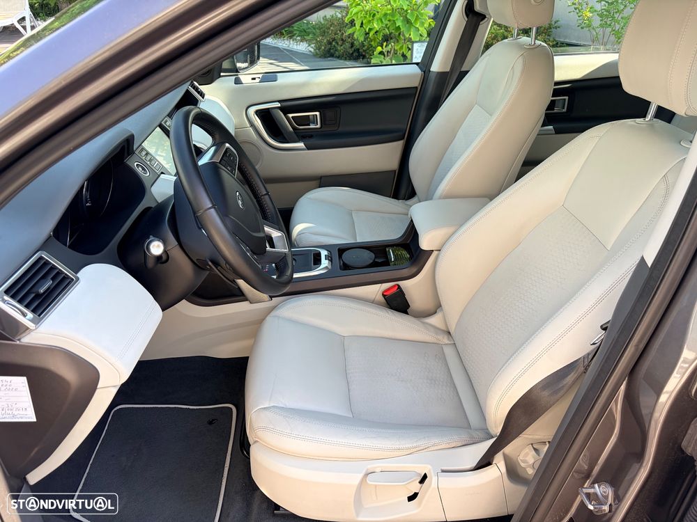 Land Rover Discovery Sport Si4 SE - 11