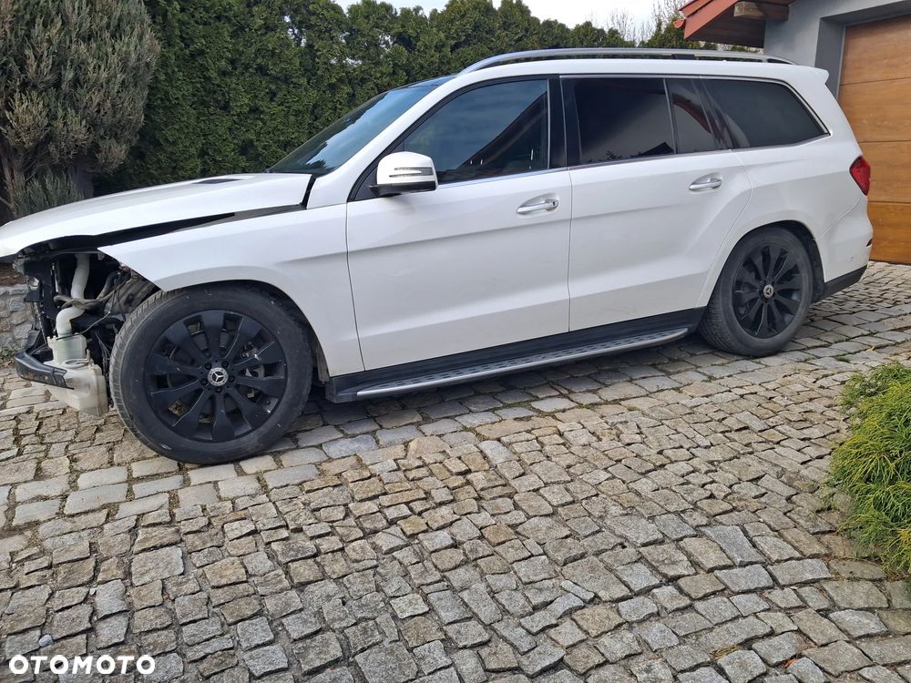 Mercedes-Benz GLS 400 4Matic 9G-TRONIC Exclusive - 8