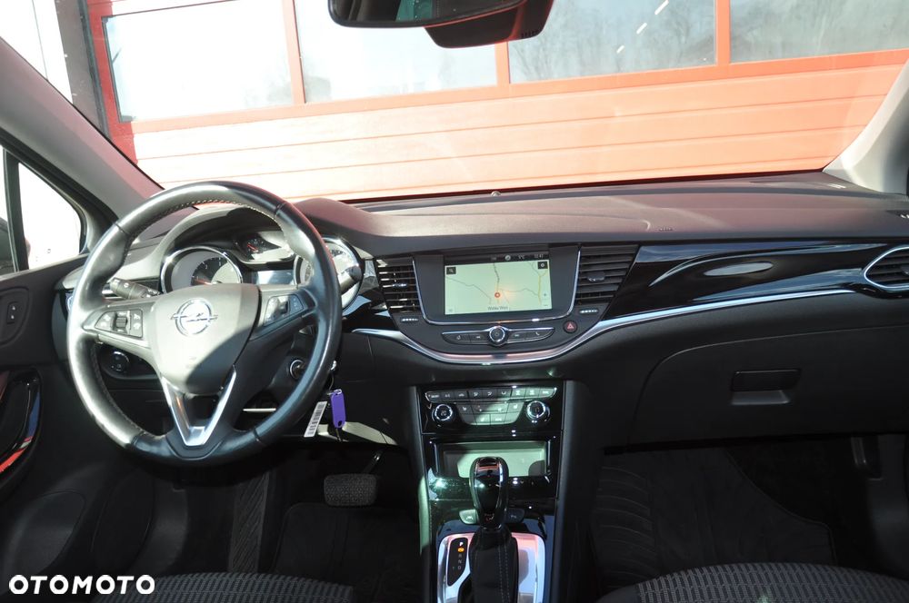 Opel Astra 1.5 D Start/Stop Automatik Design&Tech - 32