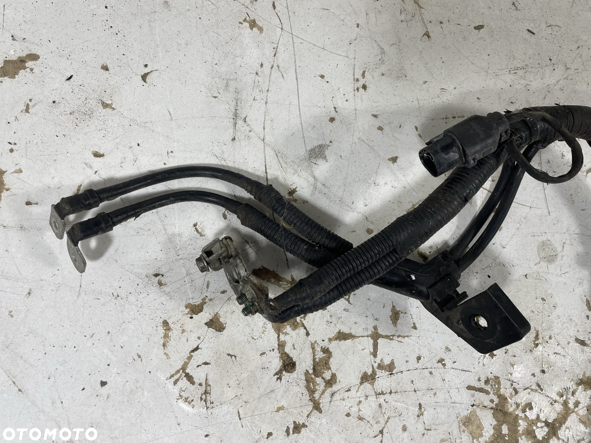 HYUNDAI I30 WIĄZKA AKUMULATORA KLEMY 918502L011 - 3
