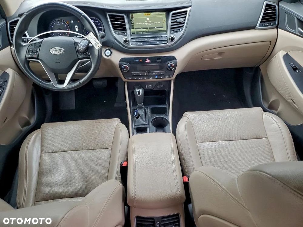 Hyundai Tucson 1.6 GDi 2WD DCT Premium - 7