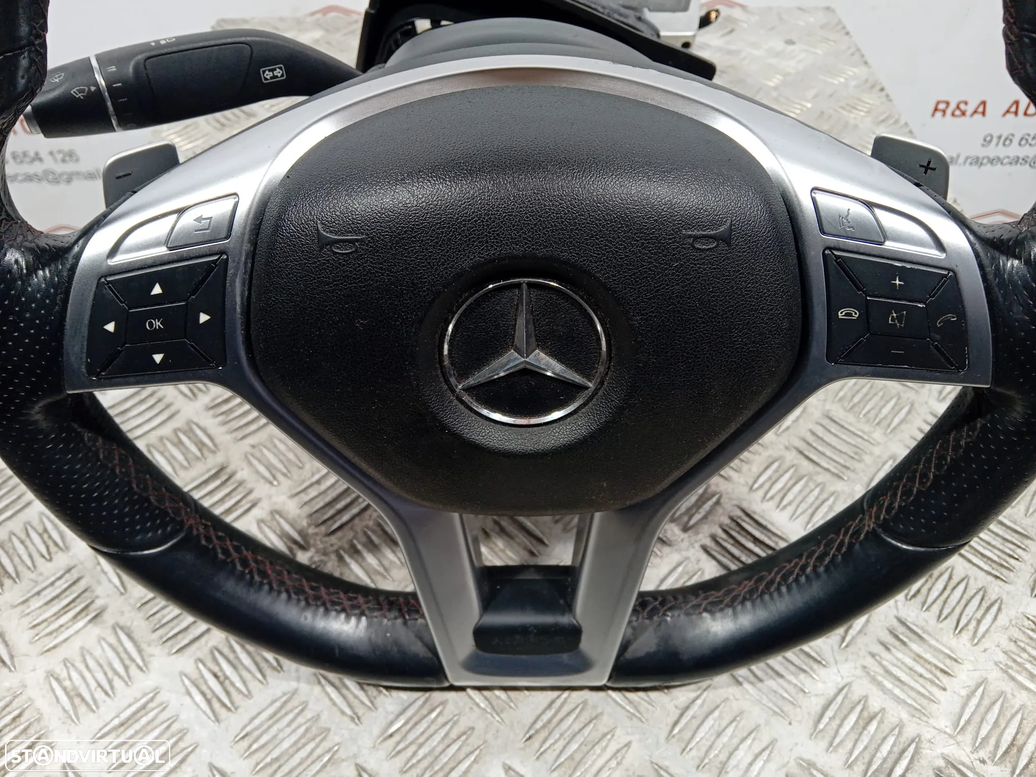 Volante Mercedes Class C W204 AMG Original - 3