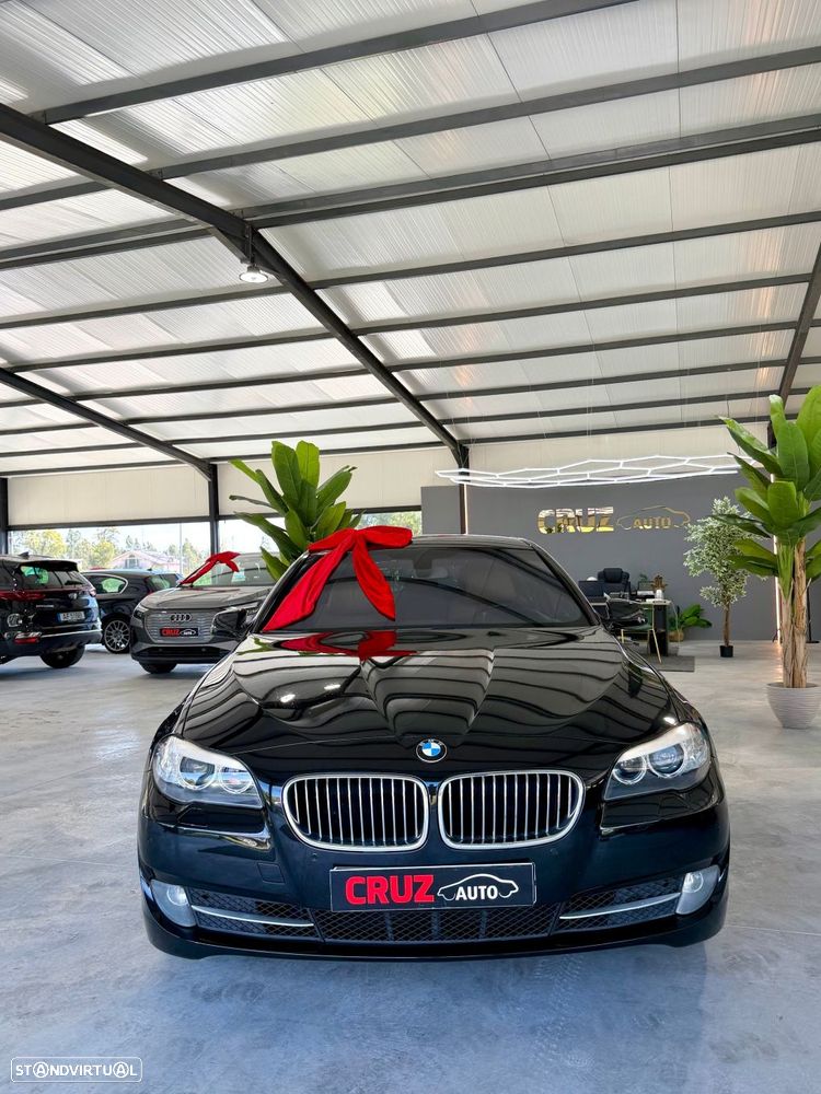 BMW 520 d Line Luxury Auto - 2