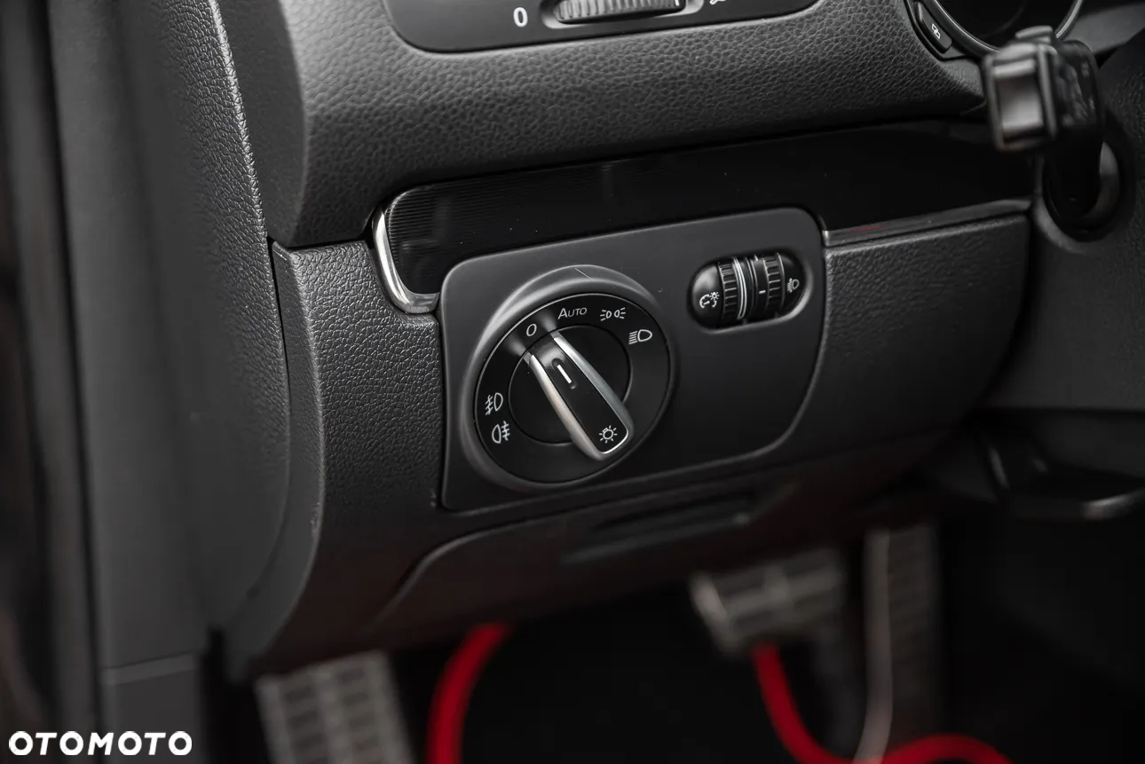 Volkswagen Golf VI 2.0 TSI GTI 35 DSG - 17