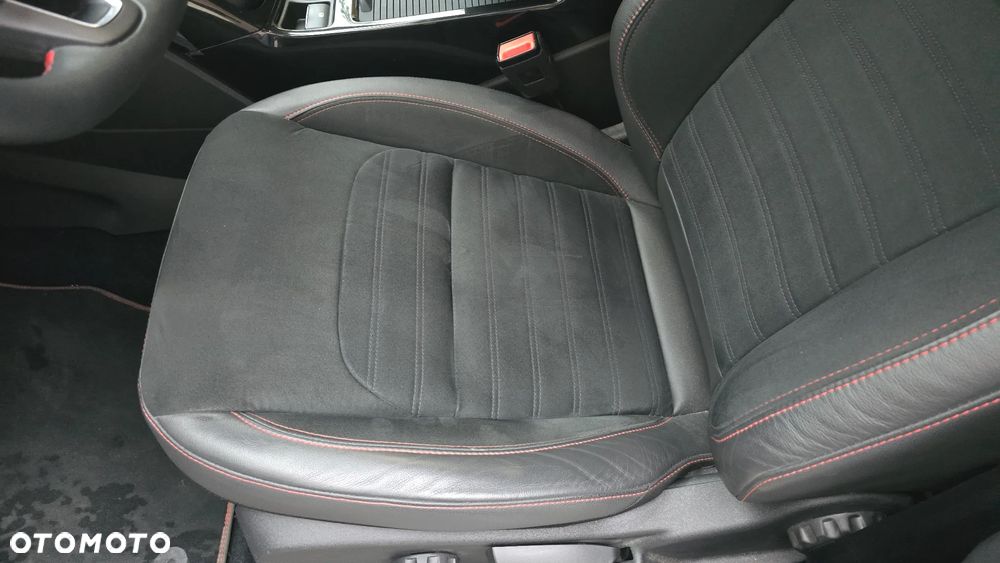 Ford Kuga 1.5 EcoBoost FWD ST-Line ASS - 8