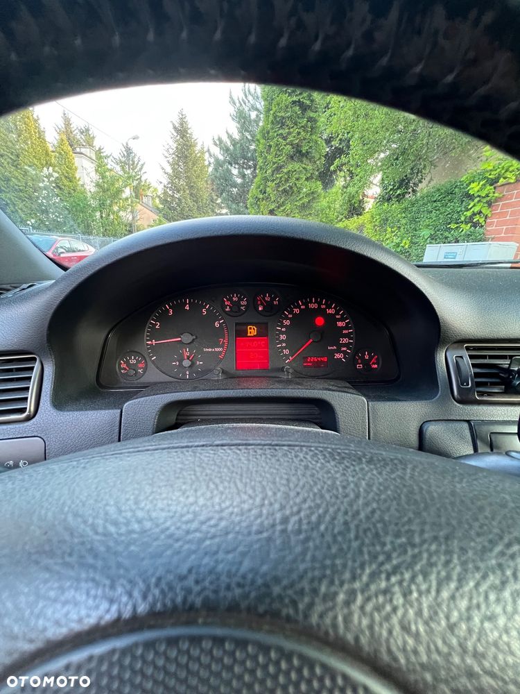 Audi A6 Avant 2.8 - 11