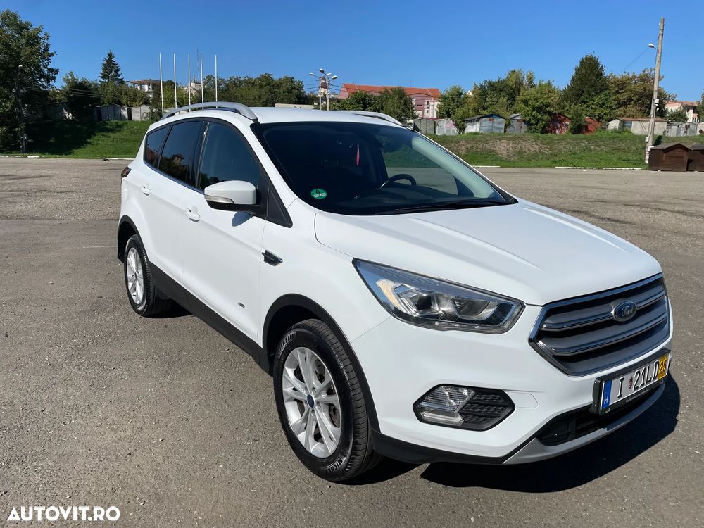 Ford Kuga 2.0 TDCi 4WD Powershift Titanium - 2