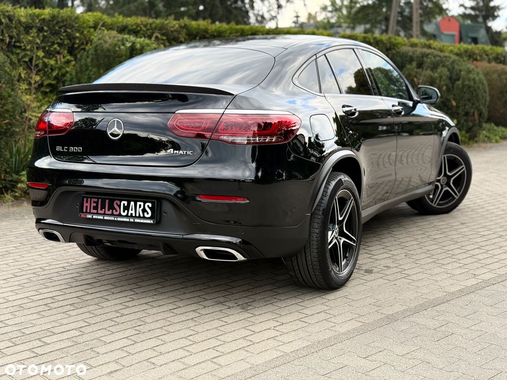 Mercedes-Benz GLC 300 4Matic 9G-TRONIC AMG Line Plus - 17