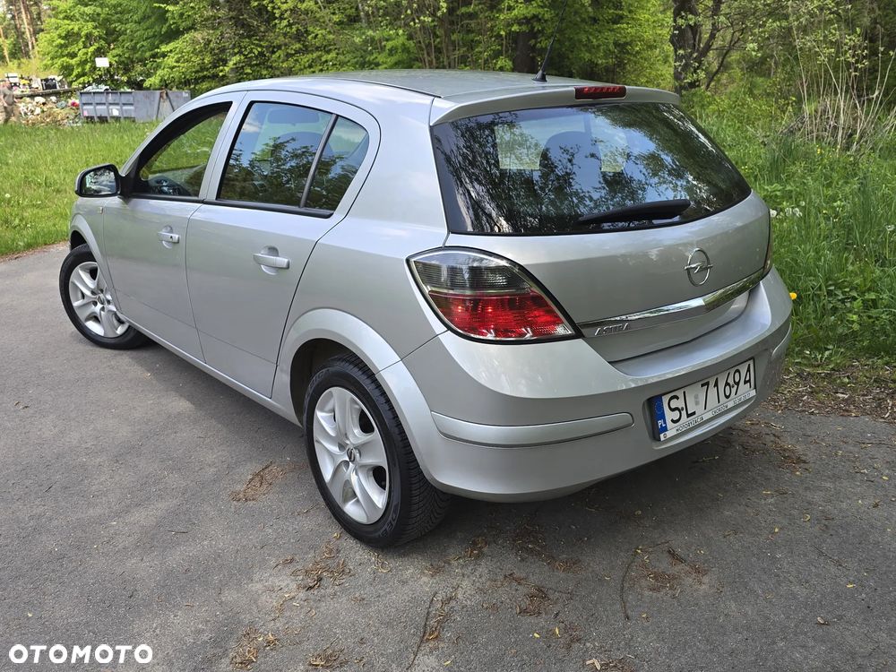 Opel Astra 1.6 Enjoy - 4