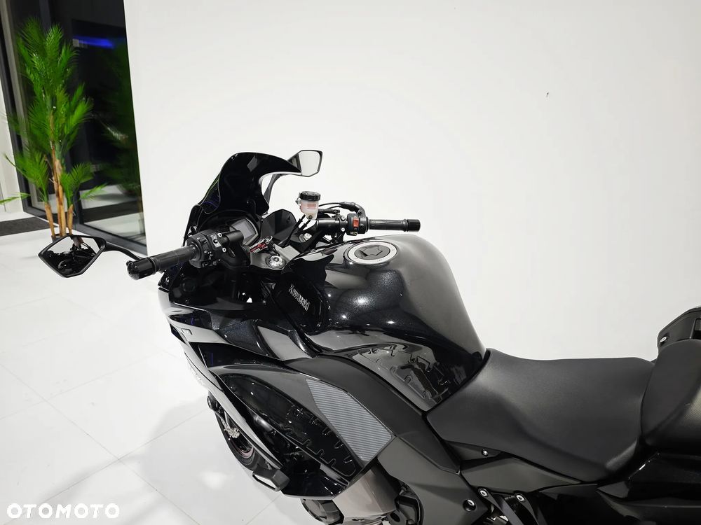 Kawasaki Ninja 1000 SX - 18