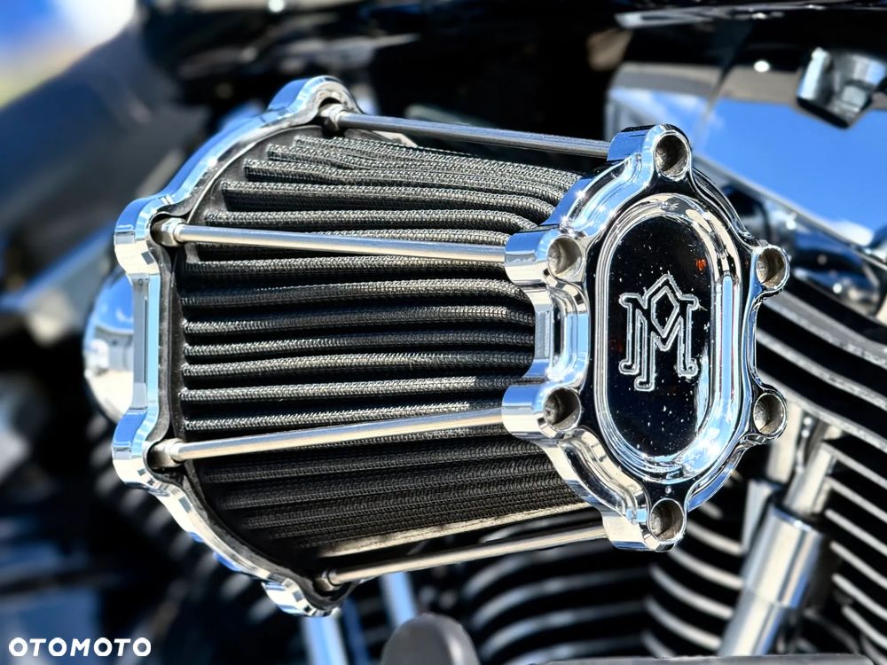Harley-Davidson FXSB Breakout - 13