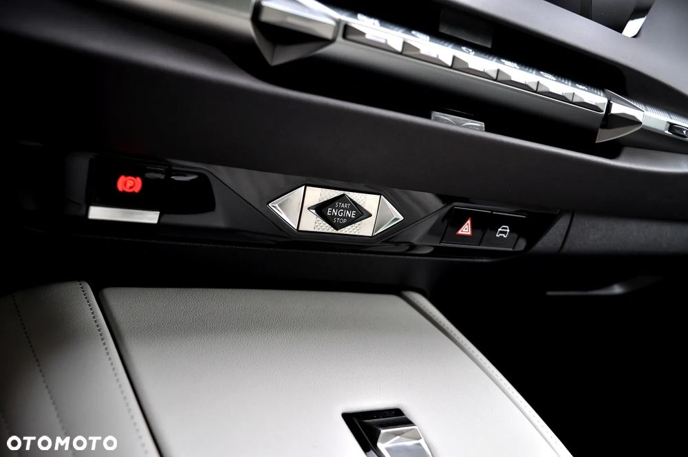 DS Automobiles DS 4 1.2 PureTech Esprit de Voyage - 32