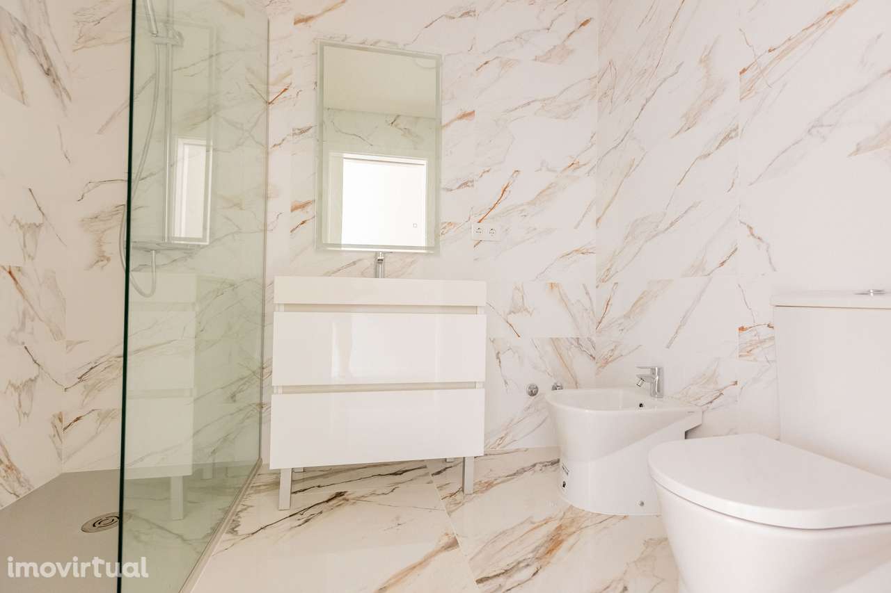 Apartamento Duplex - Centro de Ponta Delgada - Grande imagem: 4/33