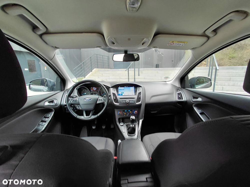 Ford Focus 1.0 EcoBoost Titanium - 8