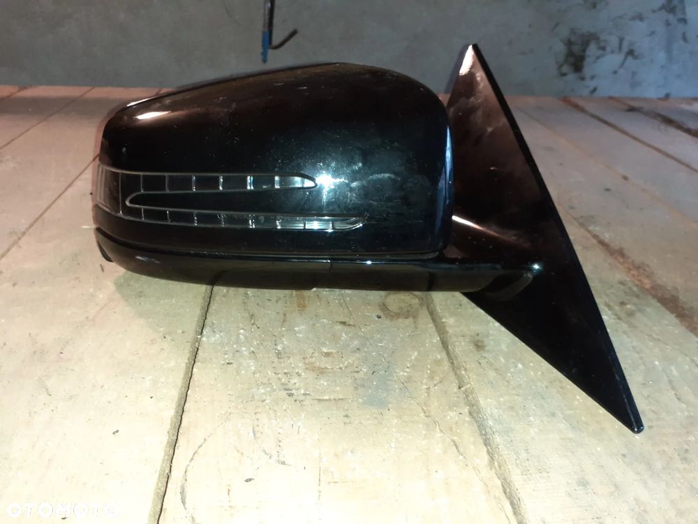 Mercedes E-klasa W207 Lusterko Prawe 9 Pinów