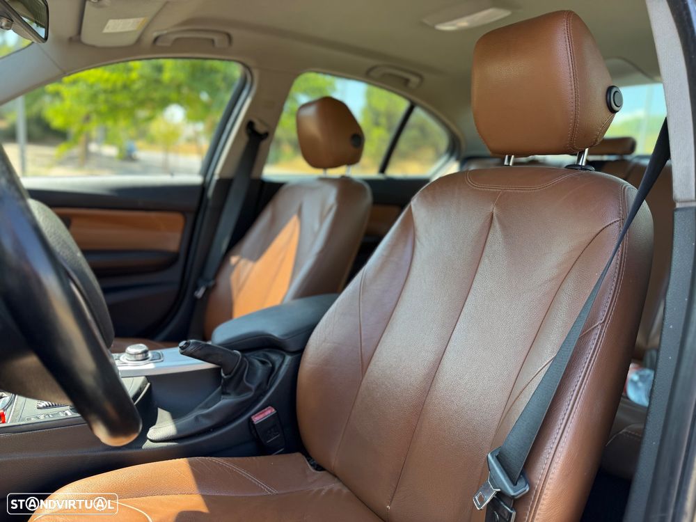 BMW 320 d Aut. Efficient Dynamics Edition - 10