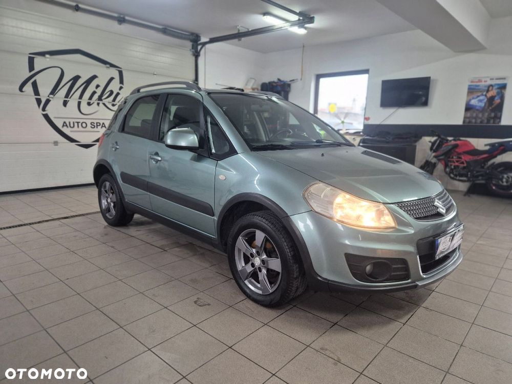 Suzuki SX4 - 1