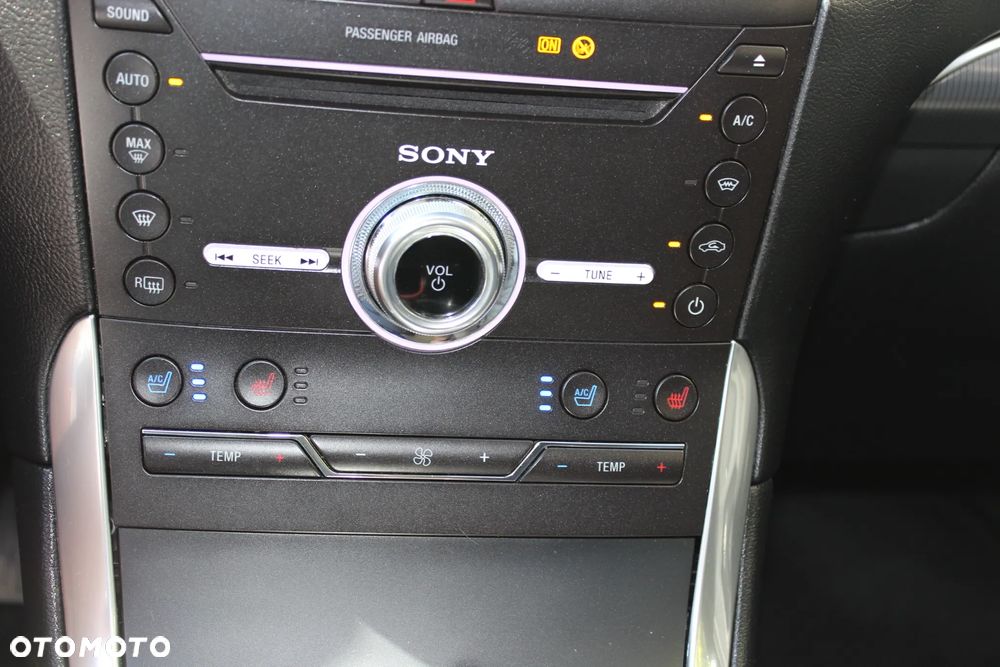 Ford Galaxy 2.0 EcoBlue 4WD V-Line - 24