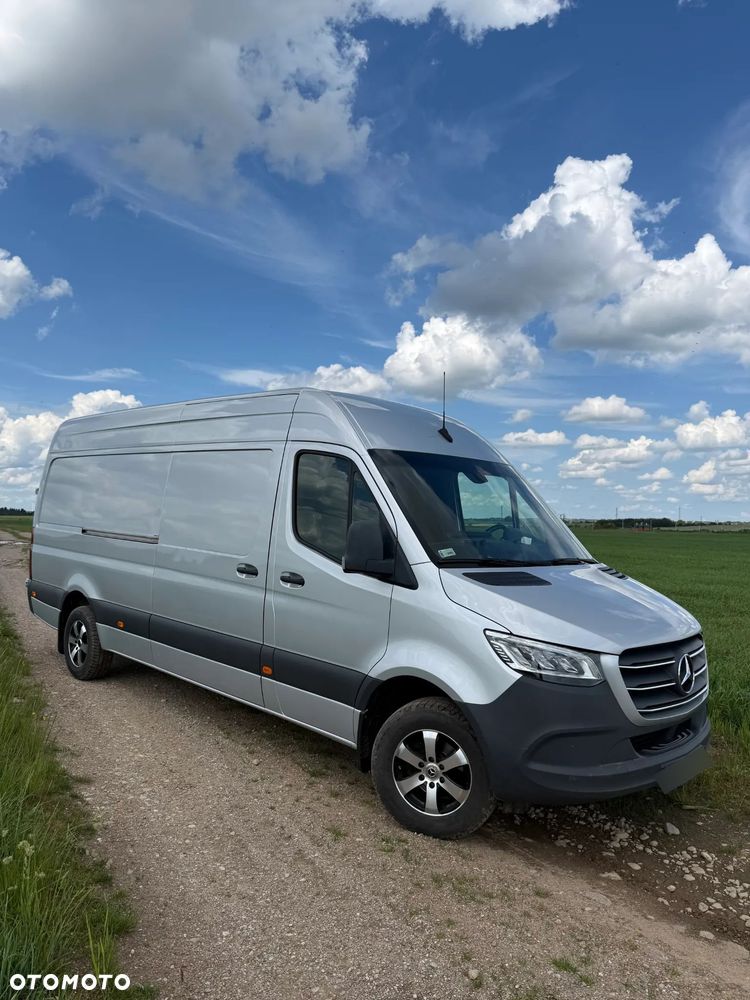 Mercedes-Benz Sprinter - 10