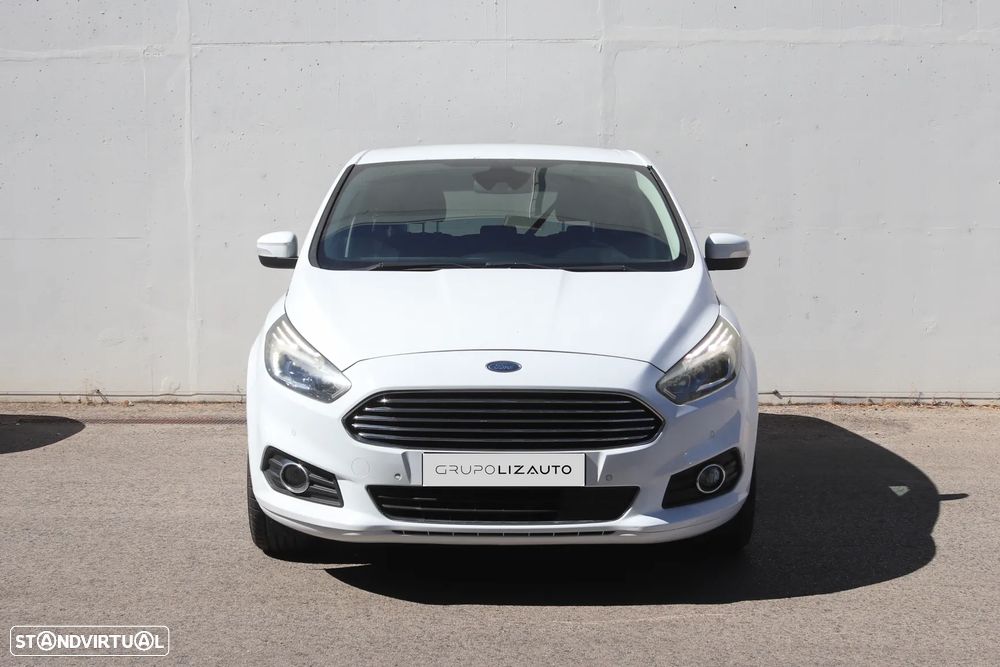 Ford S-Max - 33