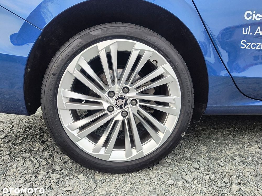 Skoda Superb 2.0 TSI L&K DSG - 18